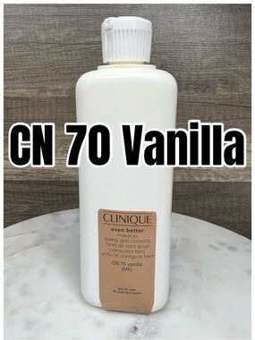 Clinique Even Better Makeup Evens and Corrects Foundation
CN 70 Vanilla